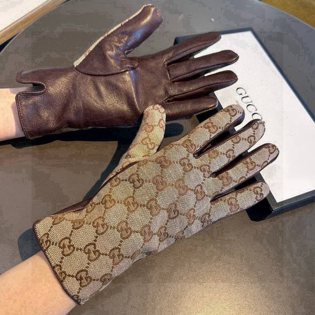 New Exclusive Touchscreen Gloves Gucci New High-End Sheepskin Gloves, The First