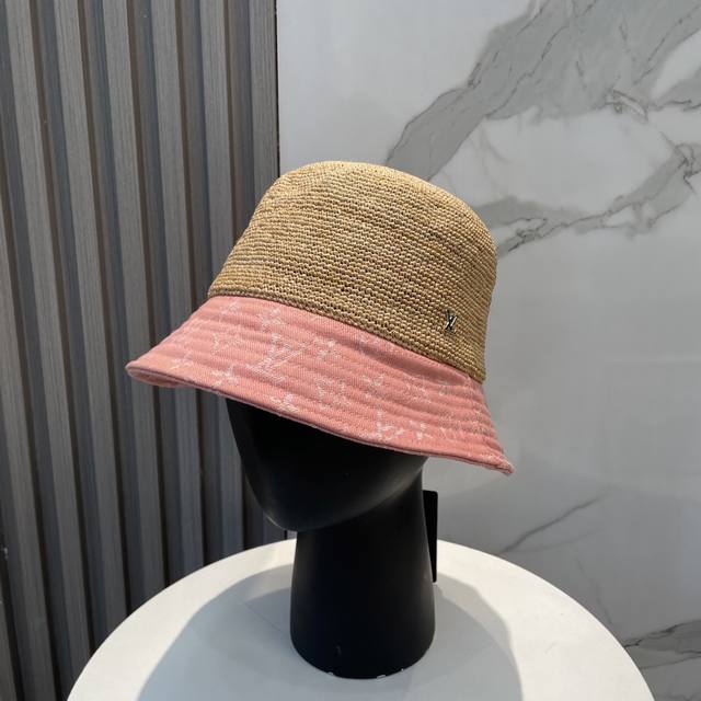 Lv Louis Vuitton Imported Raffia Grass Color-Blocked Bucket Hat, Simple Yet Eleg