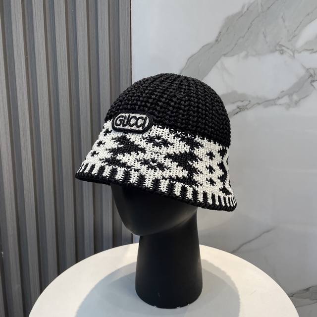 Gucci New Knitted Bucket Hat, High-Density Construction, A Super Stylish Knitted