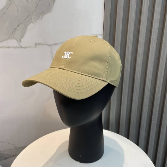 Best-Selling Celine Simple Letter Baseball Cap, Fashionable And Trendy, High-End