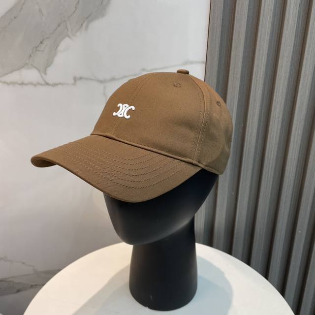 Best-Selling Celine Simple Letter Baseball Cap, Fashionable And Trendy, Premium
