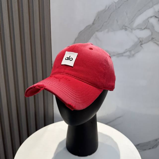 Aio New Candy Color Series Simple Baseball Cap - The Hottest Color Scheme Right