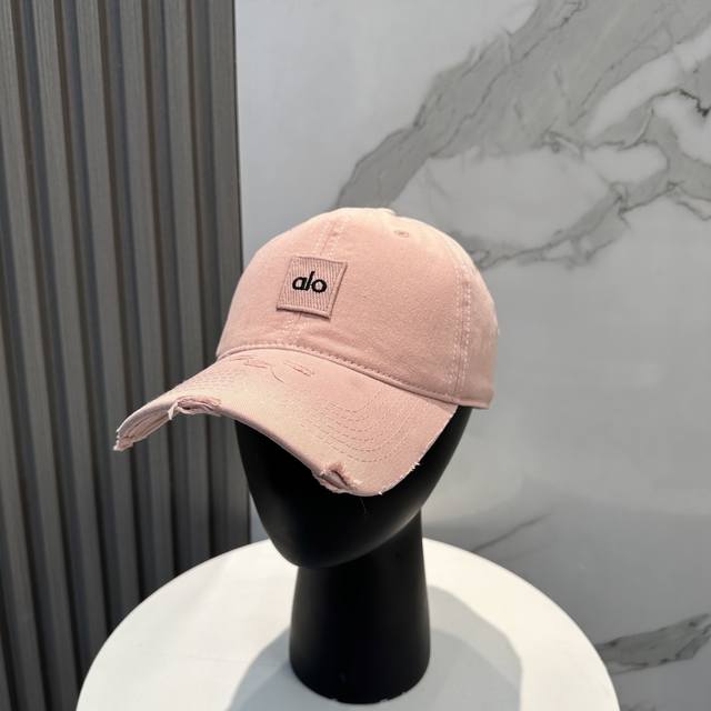Aio New Candy Color Series Simple Baseball Cap - The Hottest Color Scheme Right