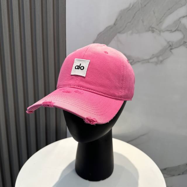 Aio New Candy Color Series Simple Baseball Cap - The Hottest Color Scheme Right