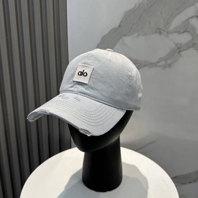 Aio New Candy Color Series Simple Baseball Cap - The Hottest Color Scheme Right