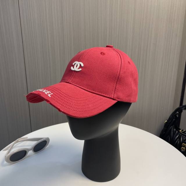 Chanel New Simple Embroidered Logo Baseball Cap, New Arrival, High-End Design, P