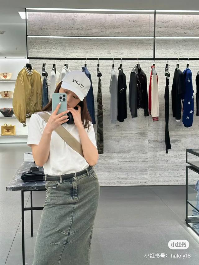 Best-Selling Celine Official Website Proxy Purchase Version. Authentic 1:1 Custo