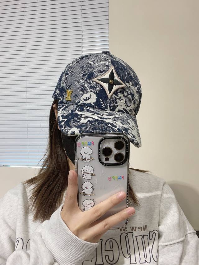 Louis Vuitton Lv Baseball Cap, Minimalist And Elegant, Full Of Personality, Exqu