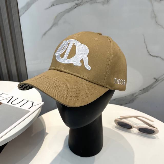 Comes With A Dust Bag. Dior New Embroidered Baseball Cap, New Arrival, Perfect F