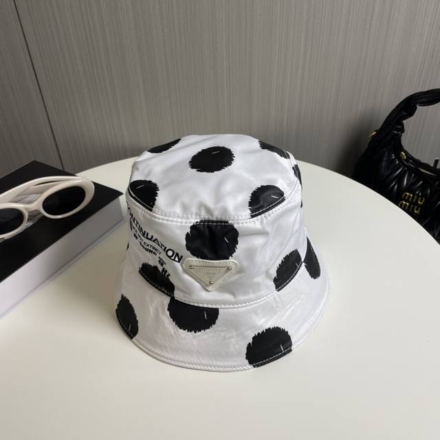 Comes With A Dust Bag. Prada New Polka Dot Triangle Logo Fisherman's Hat, High-E