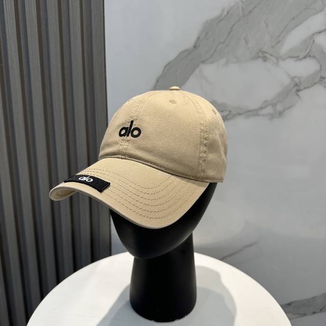 Aio New Candy Color Series Minimalist Baseball Cap - The Hottest Color Scheme Of