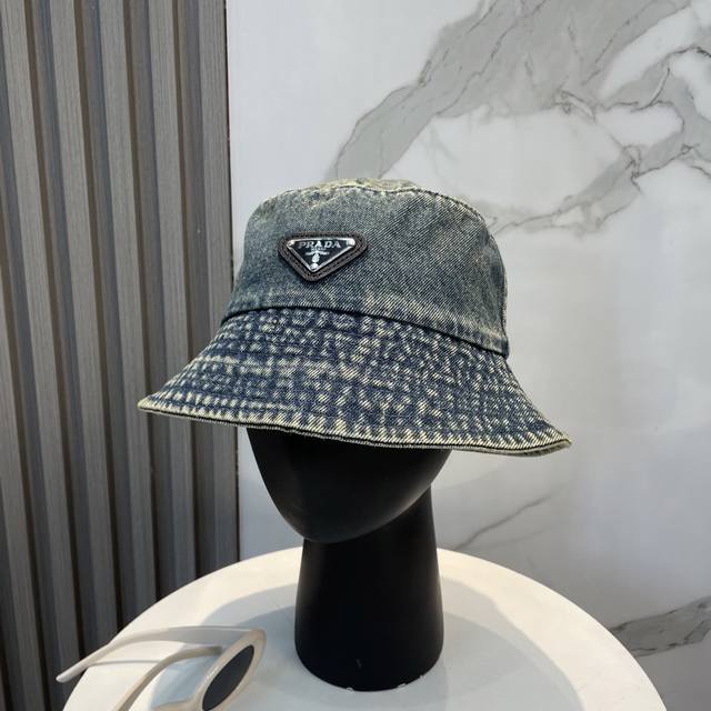 With Dust Bag Prada 2025 New Washable Soft Denim Unisex Fisherman's Hat, Simple