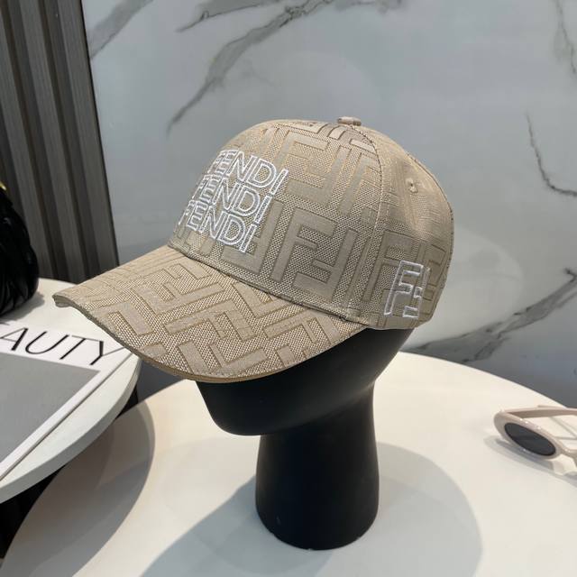 Fendi Baseball Cap Classic Ff Vintage Single Item, Elegant And Stylish, Excellen