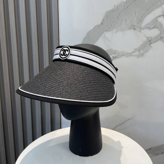 Comes With A Dust Bag. Chanel 2025 New Exclusive Small Sun Hat With Open Top. Su