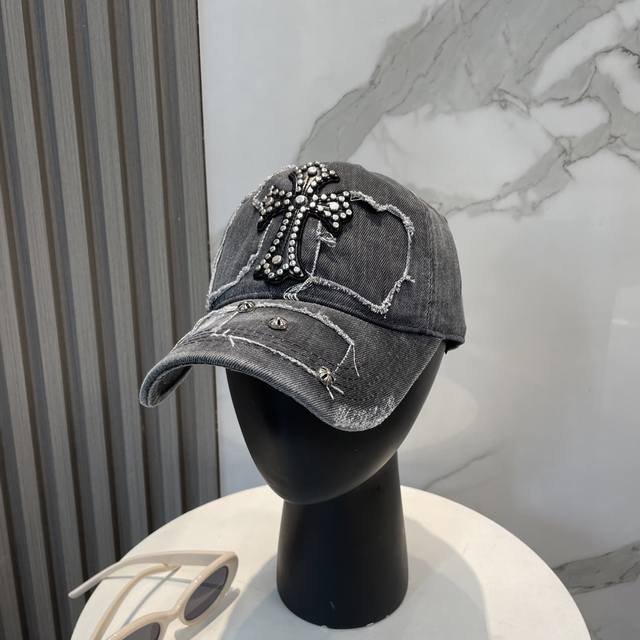 Krosin 25 New Baseball Cap, Stylish And Classic Cross Logo, Casual With A Cool V