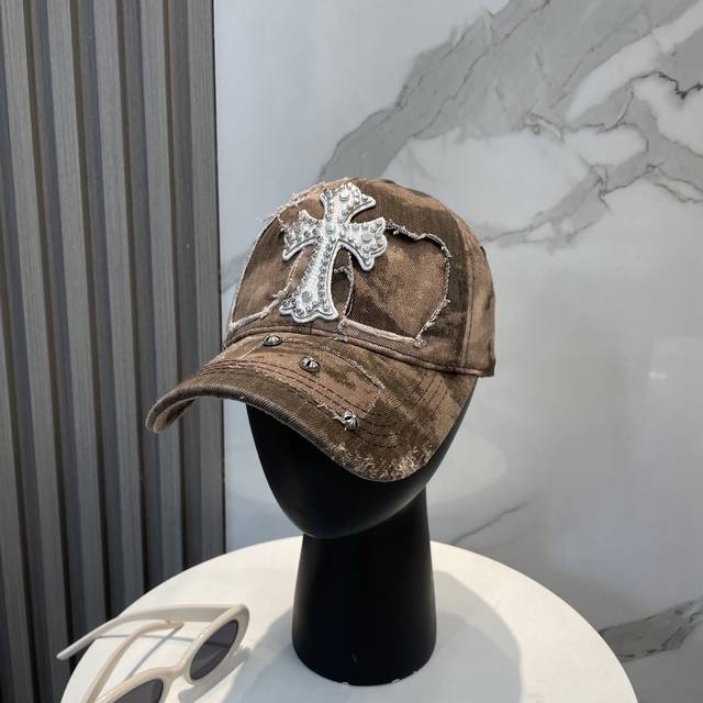 Croxin 25 New Baseball Cap, Stylish And Classic Cross Logo, Casual With A Cool V