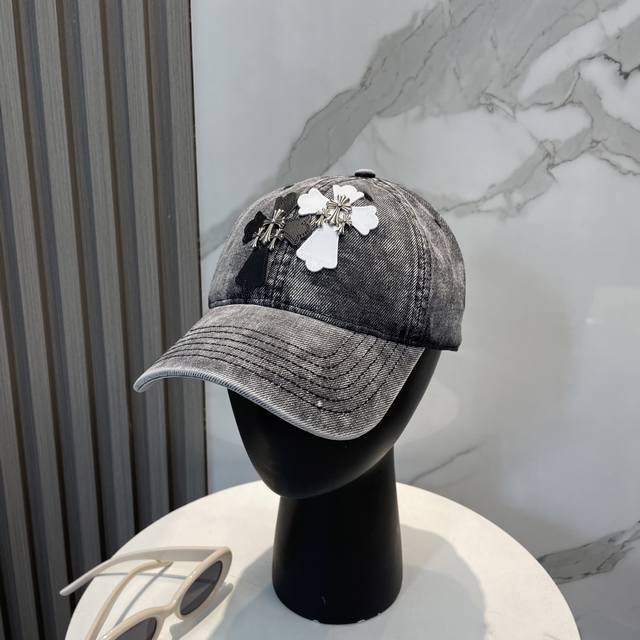 Croxin 25 New Baseball Cap, Stylish And Classic Cross Logo, Casual With A Cool V