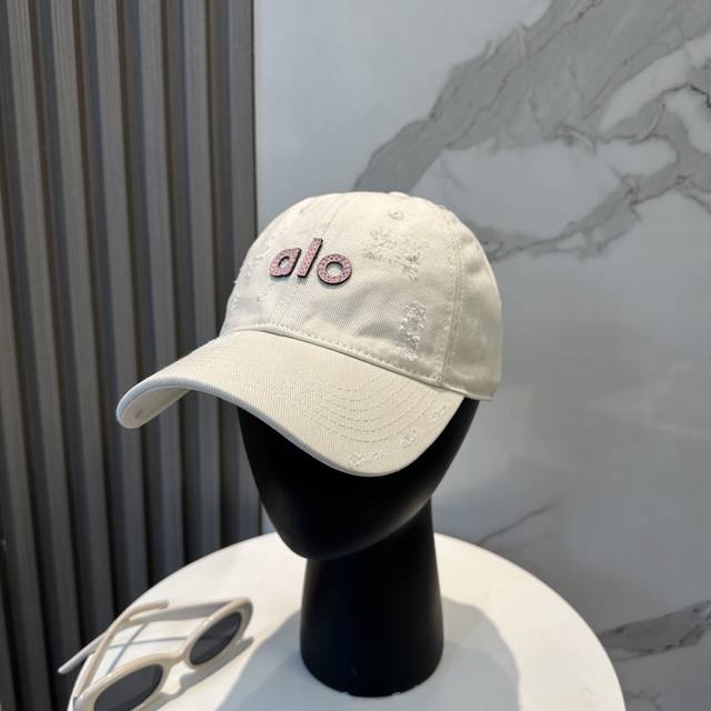 Aio New Dopamine Color Scheme Minimalist Baseball Cap. The Hottest Color Scheme