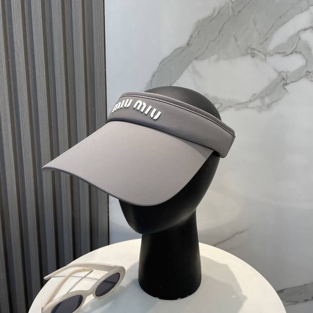Miumiu Miu Miu Summer Ice Silk Open-Top Hat Open-Top Sun Hat Doesn't Interfere W