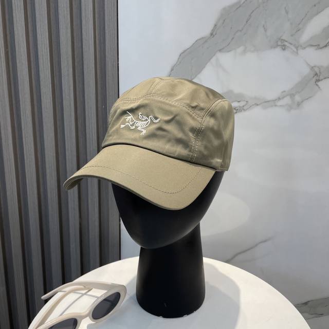 Arcteryx Small Bird Hat With Embroidered Logo, Curved Brim, Lightweight, Sun Pro