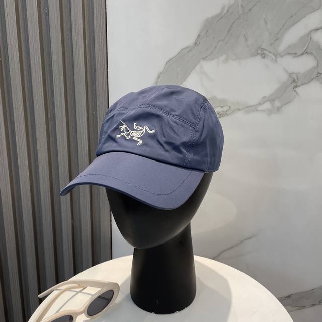 Arcteryx Small Bird Hat With Embroidered Logo, Curved Brim, Lightweight, Sun-Pro
