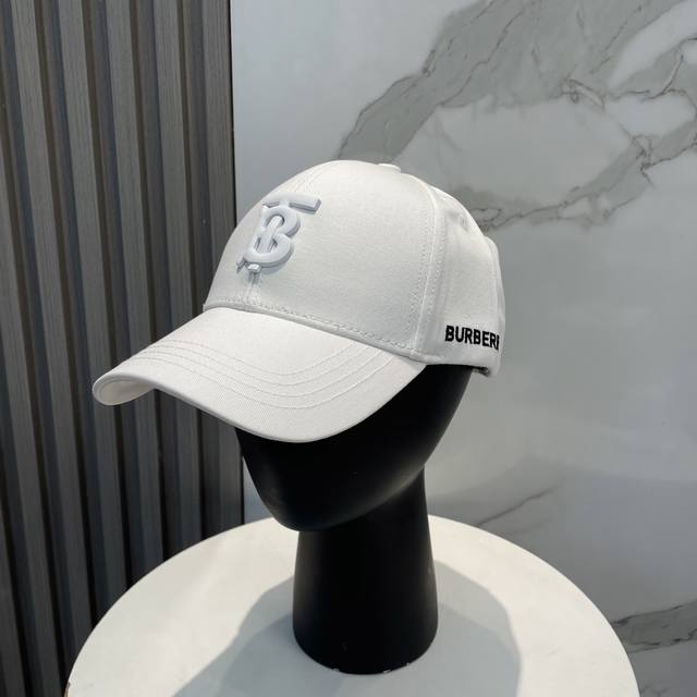 Comes With A Dust Bag Burberry Original Single-Piece Baseball Cap, A Bestseller