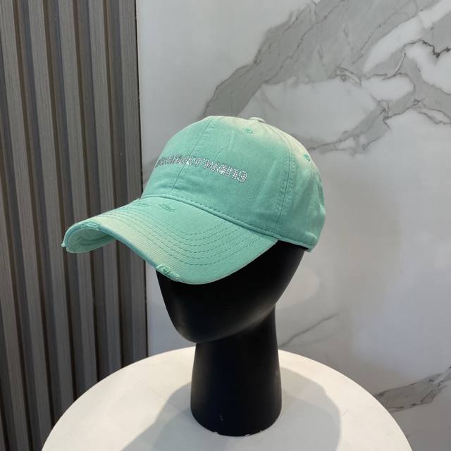 Alexander King New Gradient-Colored Baseball Cap Need A Vibrant-Colored Baseball