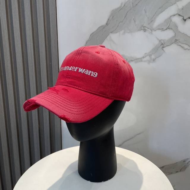 Alexander King New Gradient-Colored Baseball Cap Need A Vibrant-Colored Baseball