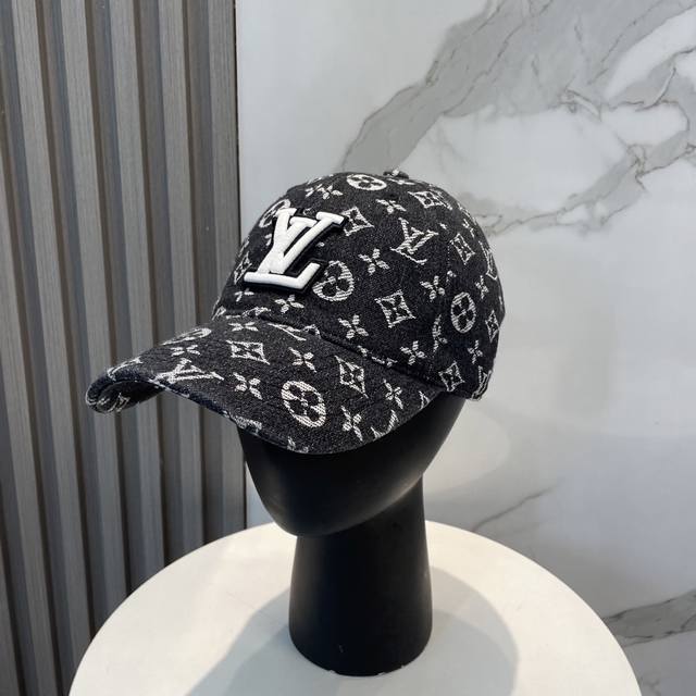 Lv Louis Vuitton New Denim Baseball Cap - Washed Denim Style With A Streetwear V
