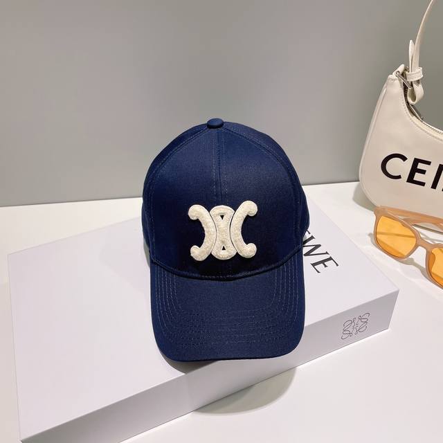 Comes With A Dust Bag. Celine Spring/Summer New Simple Baseball Cap, New Arrival