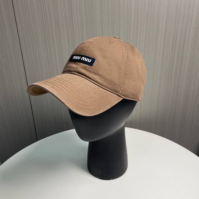 Miu Miu New Solid Color Baseball Cap - The Hottest Color Scheme Right Now - Stre