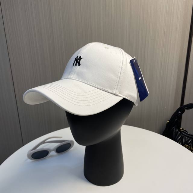 New Arrivals, Premium Quality, Authentic Details, Perfect Craftsmanship. Mlb New