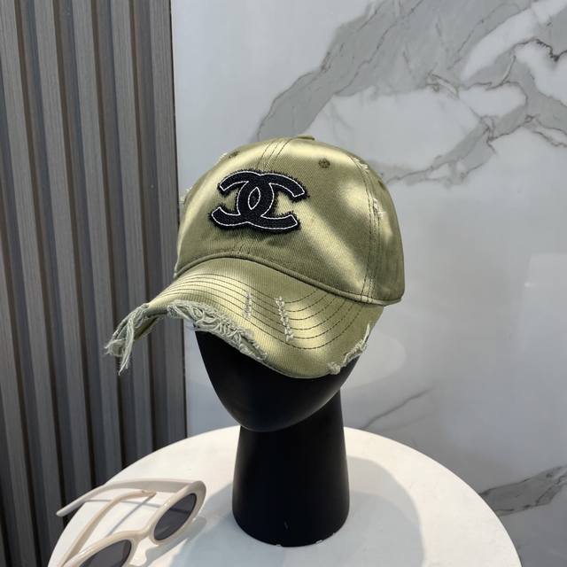 Chanel New Simple Logo Baseball Cap, New Arrival, High-End Design, Perfect For A