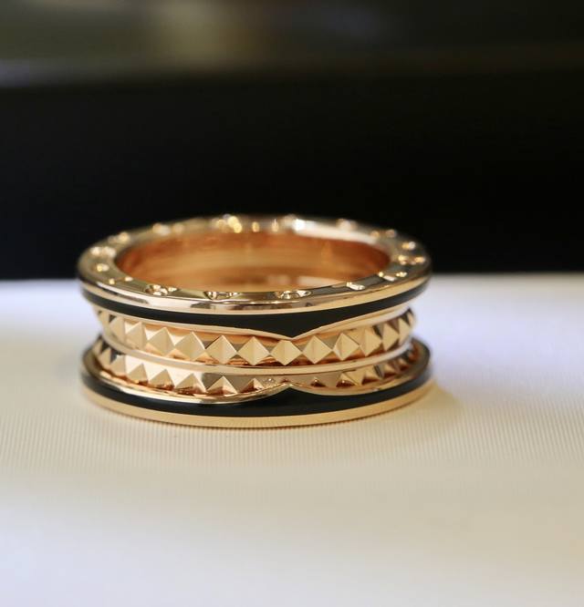 New Recommendation: Roman Design, Ring Size 678910. This Ring Exudes A Noble And