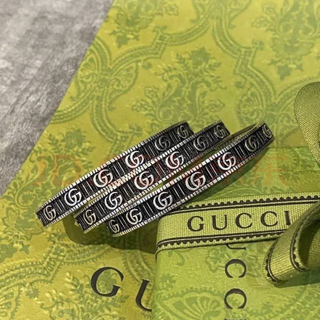 Gucci Stripe Silver Open-Ended Bracelet For Men And Women Fearless Love Bracelet