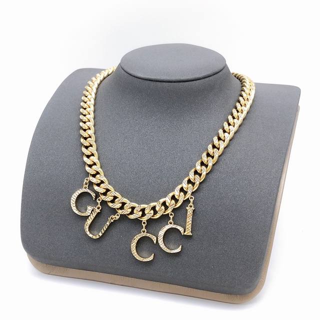 Item No. Gxl0069 Necklace, Item No. Gsl0046 Bracelet Today's Recommendation: Guc