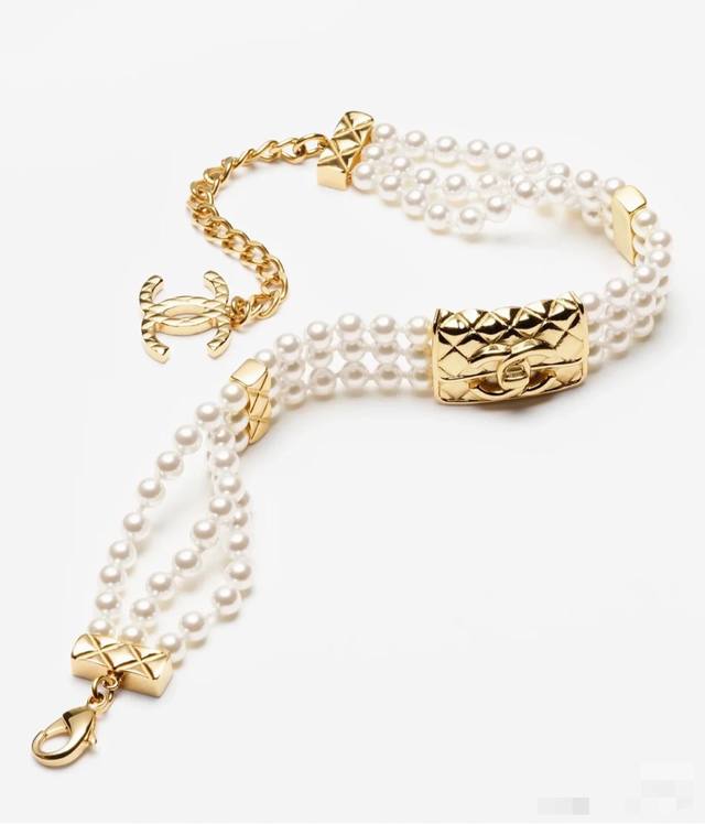 Chanel Diamond-Patterned Handbag With Multi-Layer Pearl Necklace, Meticulously C