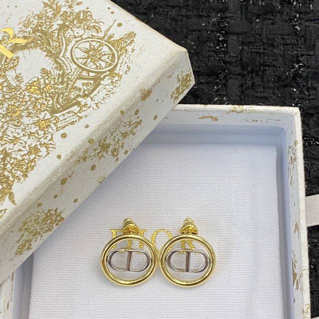 Code E2243 Dior Earring Hot-Selling Style Now Available Dior Round White Gold Cd