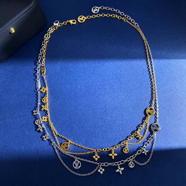 Flv Louis Vuitton Fashion Classic Monogram Four-Leaf Diamond-Shaped Chain Neckla