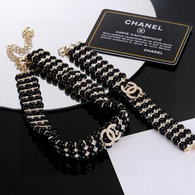 Ch Nel New Necklace And Bracelet Set, High-Quality Craftsmanship, Intricately De