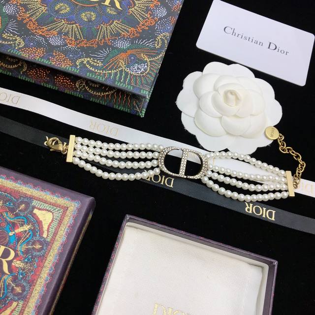 New Dior Dior Latest Multi-Element Bracelet Series, Classic And Versatile, The H