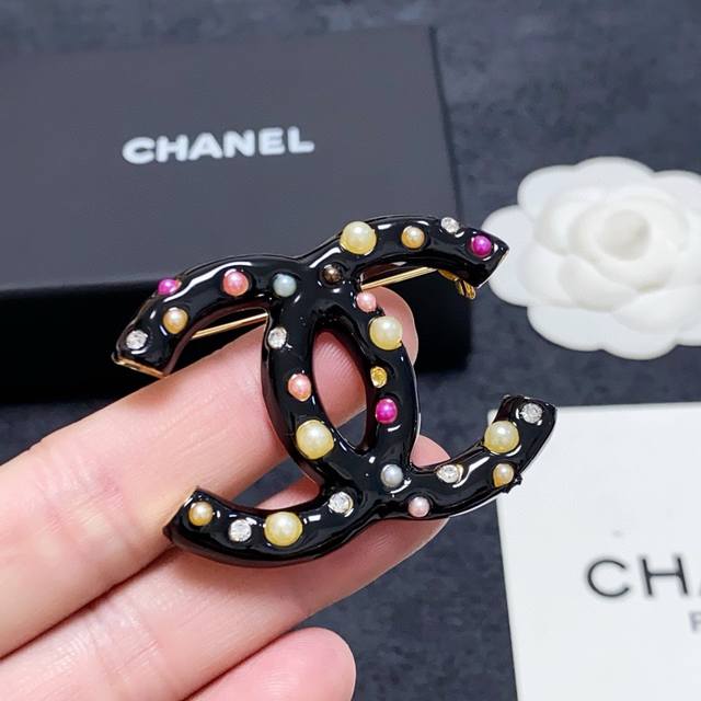 Chanel New Arrival Colorful Pearl And Diamond Black Chanel Brooch, The Most Unde
