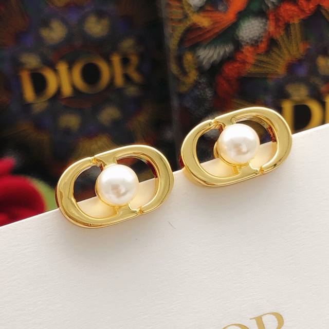 Code Ded0602 Dio*Latest Mini Smooth Stud Earrings Made Of Zp Brass