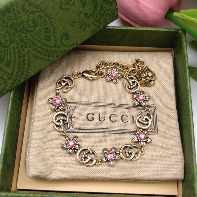Code Gsl0003 Gucci Pink Flower Bracelet