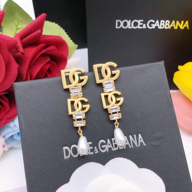 Code Dged0003 Dg Latest Fringe Ear Studs, Zp Brass Material