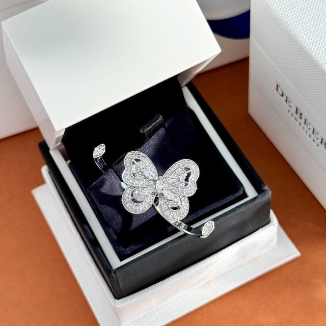Ring Debeers De Beers Best-Selling Fashion Influencer-Inspired High-End Luxury F