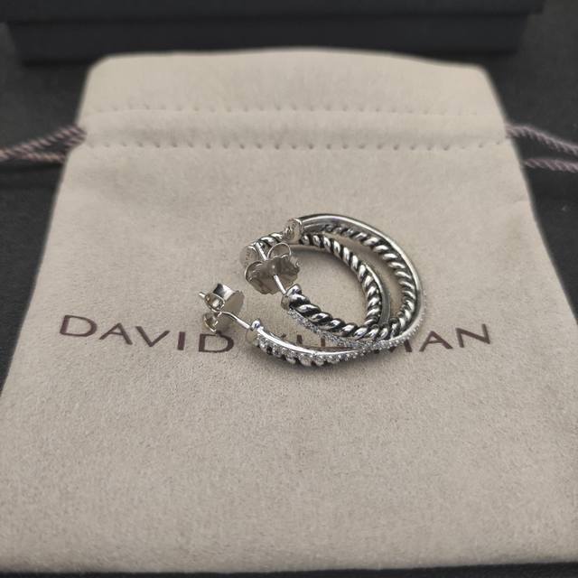 David Yurman Thread-Set Diamond Silver-Colored Earrings. Inner Diameter Approxim