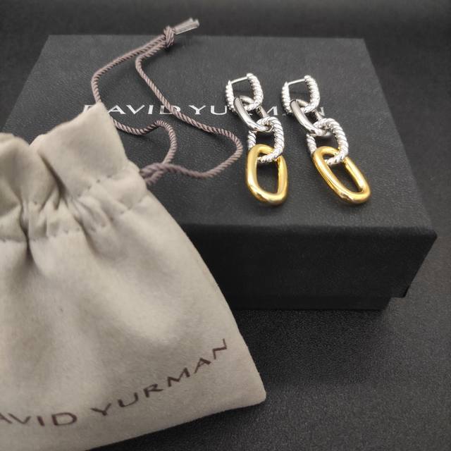 David Yurman Color-Block Twisted Wire Hoop Earrings. Item Number Dyeh-012