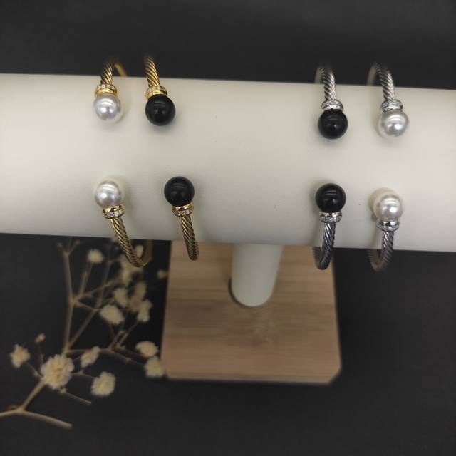 David Yurman 3Mm Black Onyx Pearl Bracelet. Silver Black Onyx, Silver Pearl, Gol