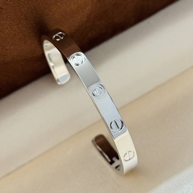 A5414 Cnc Pure Silver Edition, The Most Fashionable And Classic Design, Smooth S